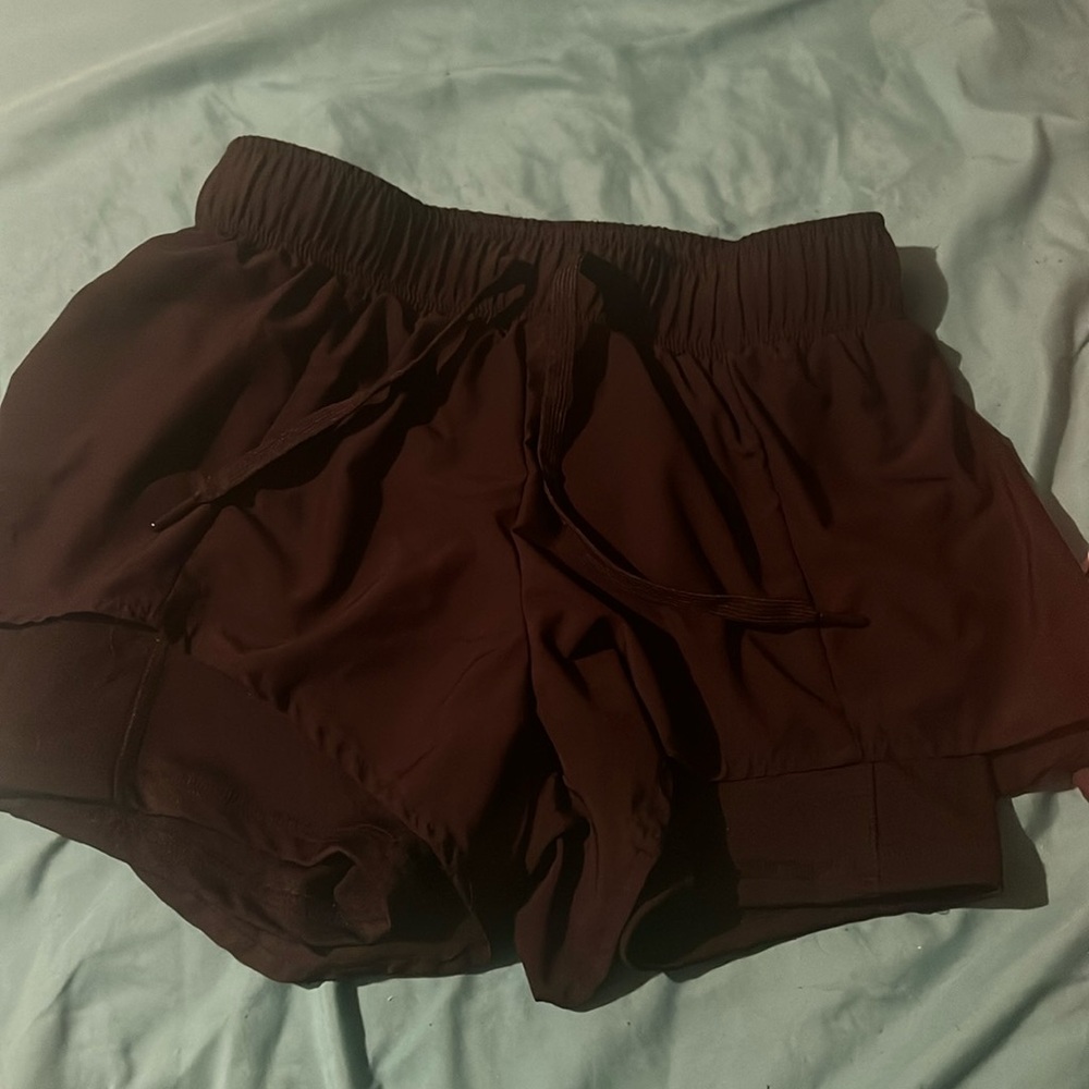 Shorts that have tight under it